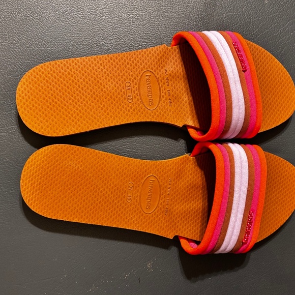 Havaianas Slippers Brown with Mutlti Color Straps Size 39-40 Slip On - Picture 1 of 8